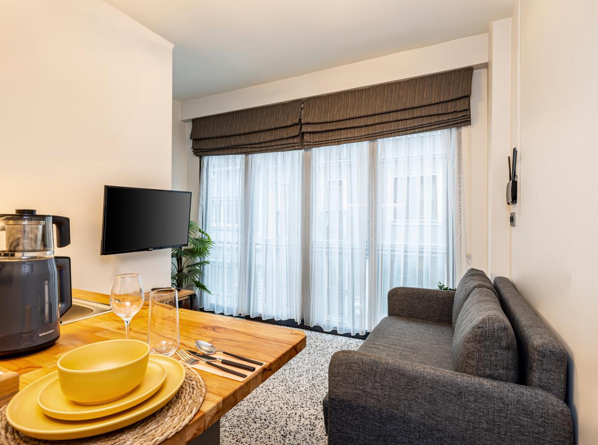 Mariposa Rooms Taksim Istanbul Bagian luar foto
